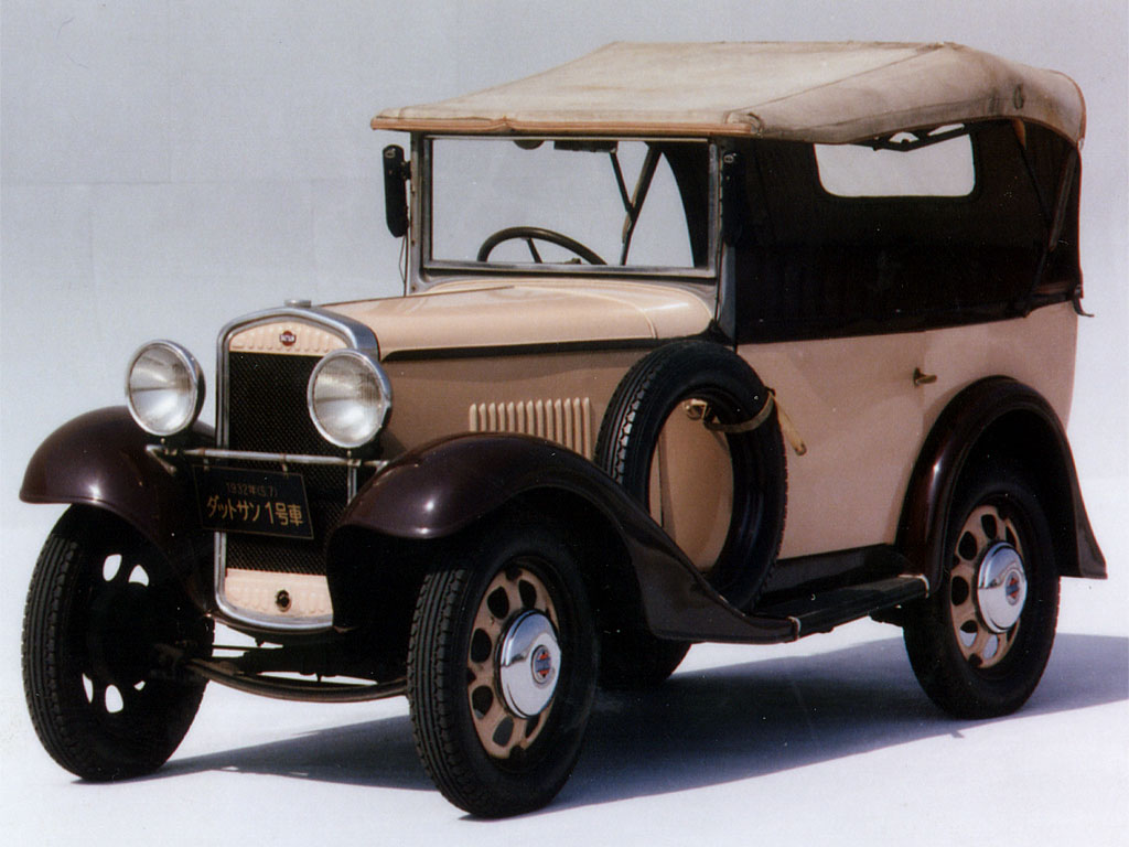 【インテリア】金属製自動車模型　1932年式ダットサン1号車
